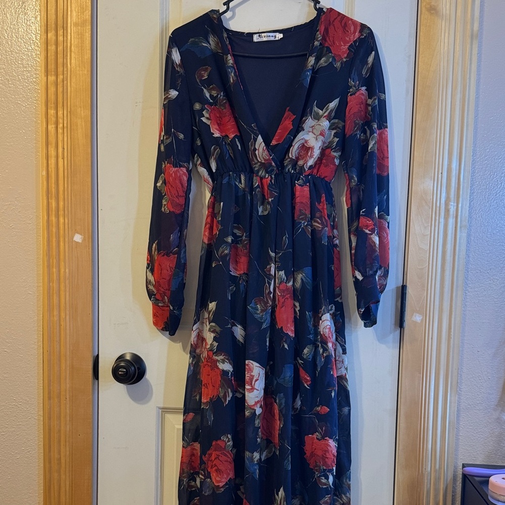 Elegant Floral Long Sleeve Maxi Dress